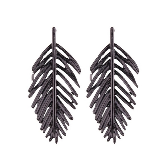 poshwithbon Jewelry - Sleek Black Exaggerated Long Leaf Earring